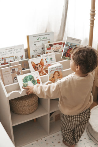 Children’s Montessori bookcase with 4 spacious shelves Juno latte 33x71 cm