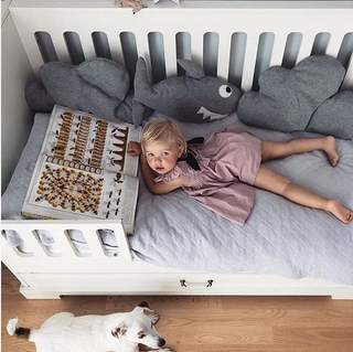 Complete babykamer Raffi wit | Meegroeibed met lade, kast, commode en bladvergroter