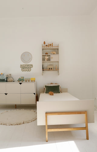 Bed met opbergruimte 90x200 Iris beige | bedframe met lades op wieltjes