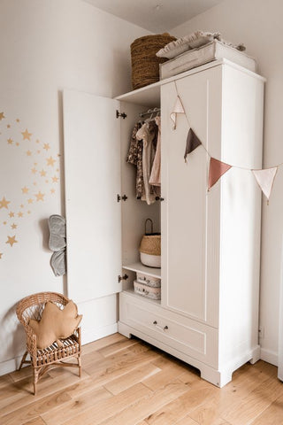 2-door tall wardrobe INES Elegant white | Ona's furniture - kids room furniture
