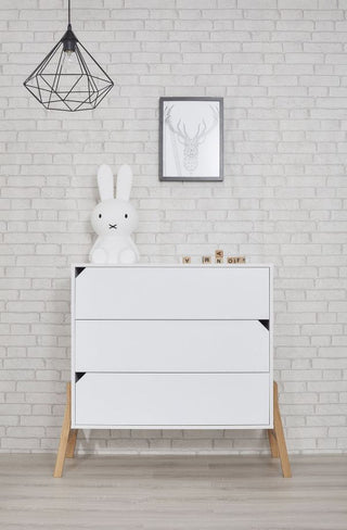 Baby room LOTTA Snow: Cot/Toddler bed 70x140 with drawer | 2-door wardrobe | 3-drawer changing table | Ona's furniture - kids room furniture