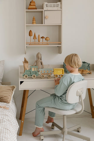 Kinderbureau met 2 ruime lades Iris beige 60x120 cm
